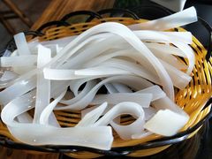 -三里屯土灶炖公鸡地锅鸡(江东店)