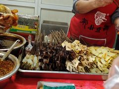 -老鼓楼麻辣烫夹馍