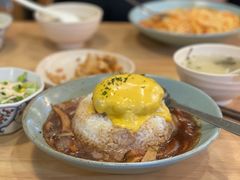 咖喱牛肉汉堡饭-红小满休闲餐厅(十全街店)