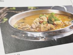 酸汤牛蛙-峨嵋酒家总店(车公庄店)