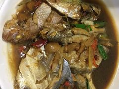 -鑫悦楼煎蟹·16年海鲜大排档