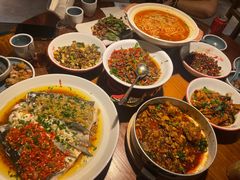 -钟掌勺忘不了地道湘菜(新天地假日广场店)