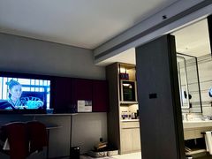 -大连星海皇冠假日酒店