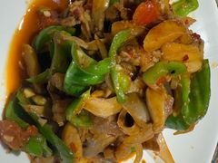 -乡村馕坑肉·烧烤·新疆菜·本地人更爱吃(阿勒泰首店)