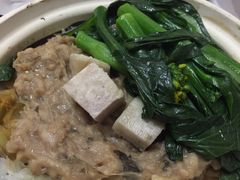 -华记煲仔华·煲仔饭(市桥易发店)