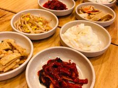 小菜-金北顺大锅家(신사본점)
