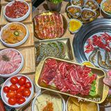 此刻……想吃烤肉的心达到了巅峰[流泪]