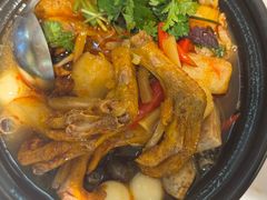 -老表记广西宵夜螺蛳鸭脚煲(东盟店)