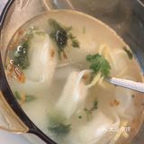 今天专门来吃鲍鱼馄饨的、清明前后吃是味道