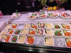 -领鲜活海鲜榴莲自助火锅(东门店)