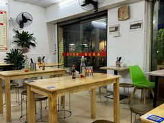 -波记美食煲仔饭蒸饭(客村店)