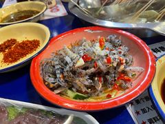 -马路边边串串香(苗栗路店)