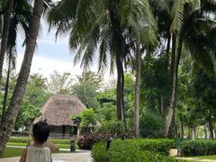 -三亚湾海居铂尔曼度假酒店