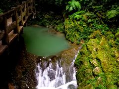 -龙水峡地缝景区