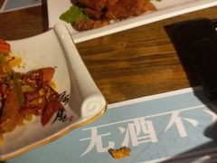 蒜香金排骨-胡桃里音乐酒馆(环亚凯瑟琳广场店)