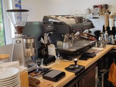 -Cafe Villa