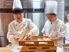 -伊喜饺子·烤鸭(五道口学院路店)
