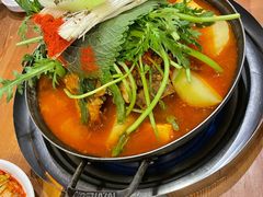 土豆排骨火锅-喇喇排骨火锅·传统韩式脊骨汤(望京西园总店)