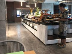 -广州金沙洲希尔顿欢朋酒店