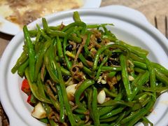 砂锅扁豆丝-直隶安家牛肉罩饼(七一路店)