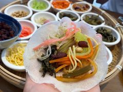 -包整·丝娃娃(一览甲秀楼风景店)