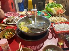 -潮汕·草根牛肉档(上海荟聚城市集市店)