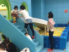 -小小王国亲子游泳俱乐部(锦辉中心)