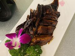 -松沪名灶·豆浆鱼头·新上海菜(飞航吾悦广场店)