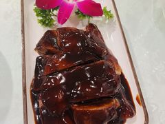 本帮酱鸭腿-三玛璐酒楼(汉口路店)