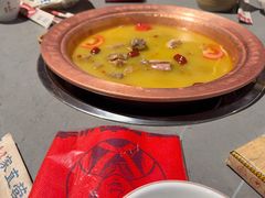 -阿婆情腊排骨火锅·野生菌季(古城旗舰店)