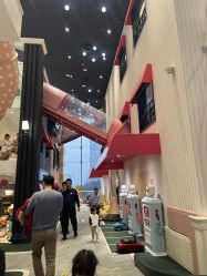 -奈尔宝·儿童乐园·亲子餐厅(华采天地店)