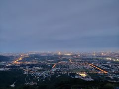 -鬼笑石后山停车场