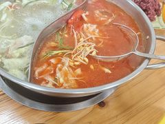 -苗侗地道红酸.酸汤鱼·酸汤牛肉