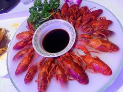 -红盔侠小龙虾(海宁银泰店)