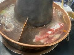 -楼外楼大刀肉传统火锅居(幸福街店)