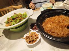 -绿草地·湘菜(酃湖师院店)