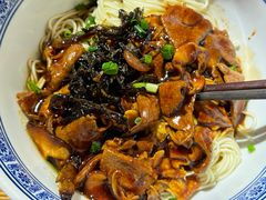 -沪西老弄堂面馆(定西路店)