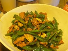 本地辣椒炒肉-富桂厨房