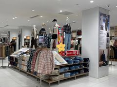 -优衣库(南京建邺万达广场店)