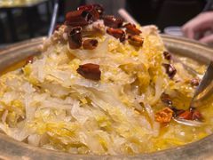 大骨头炖酸菜-关东小磨东北菜(上海长风大悦城店)