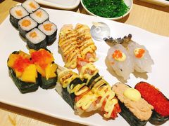 -万岁料理回转寿司(华贸店)