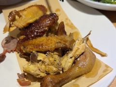 -关东小磨东北菜(上海长风大悦城店)