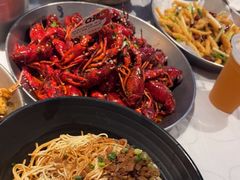 -巴厘龙虾·榜首油焖大虾(音乐学院·沿江酒馆店)