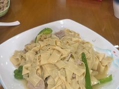 -鹤乡东北菜(崮山路店)