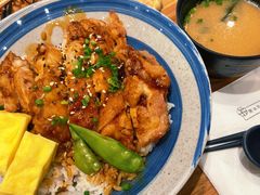 照烧鸡排饭-牛気·越光米牛肉饭(水游城店)