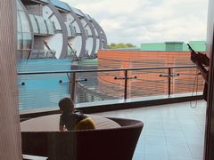 -上海滴水湖皇冠假日酒店