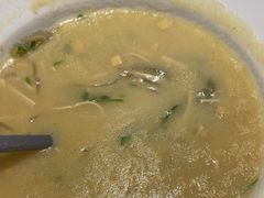 -湖畔鲁菜·二十年老字号餐厅(大明湖店)