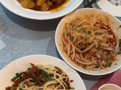 -汗腾格里·风味餐厅(新疆驻京办店)