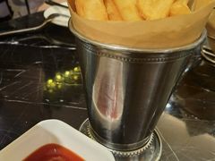 -MEAT MATE 鲜食肉铺(凤凰汇·里巷店)