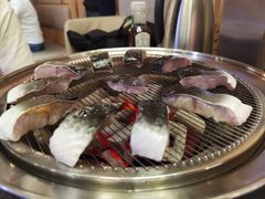 金牌鳗鱼半条-围炉肉舍•炭烤活鳗•丹东海鲜烤肉(步行街店)